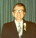 Dennis Raymond  Honz